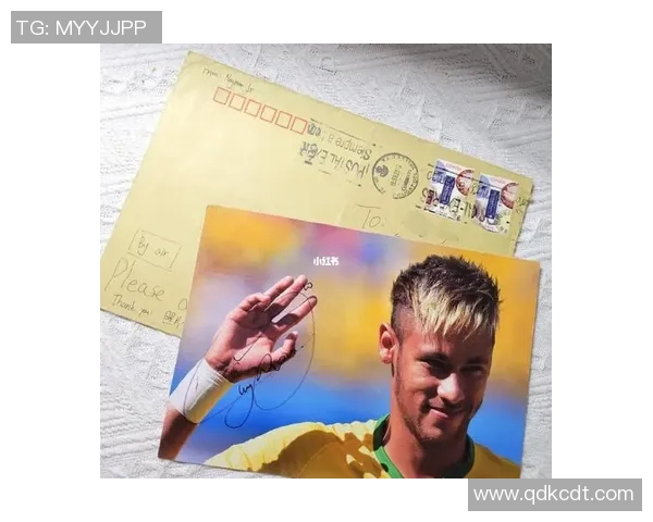 获取足球明星签名的有效方法与技巧分享 获取足球明星签名的有效方法与技巧分享