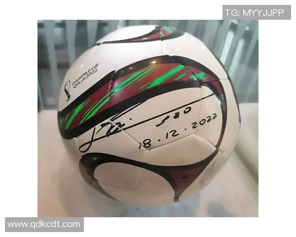 足球与篮球明星签名的魅力对比与收藏价值探讨 足球与篮球明星签名的魅力对比与收藏价值探讨