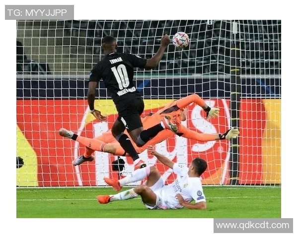 足球明星金羽洋的传奇之路与未来展望揭秘